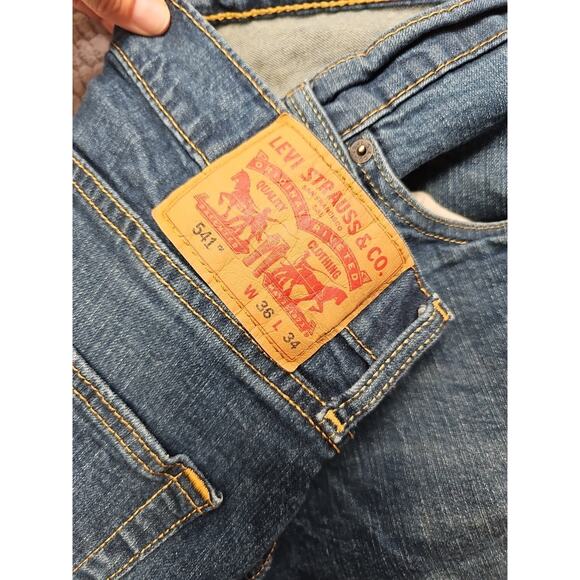 Levis 541 Jeans Mens 36 X 34 Medium Wash 5 Pocket Denim - Picture 4 of 10